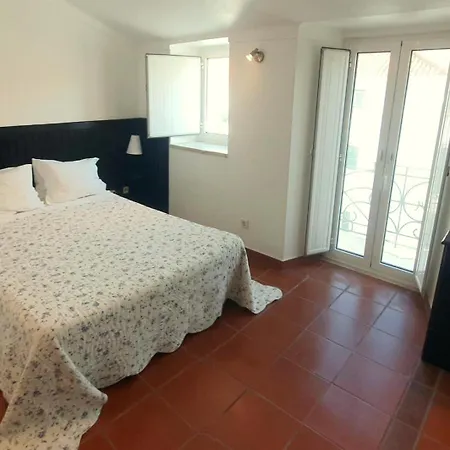 Апарт-отель Solar Dos Carvalhos - De Turismo 3*